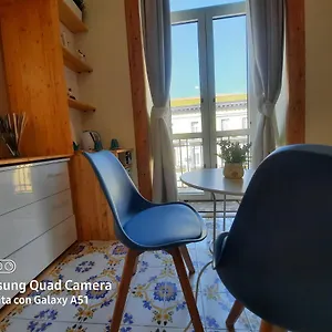 Guest house Bellobello Rooms&apartment, Naples